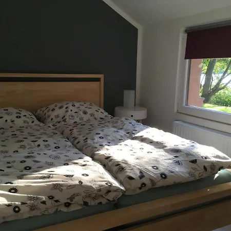 Häuschen Direkt Am See Mit Privater Sauna Und Boot Bestensee